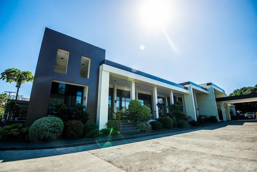 Ariana Hotel Dipolog Eksteriør bilde