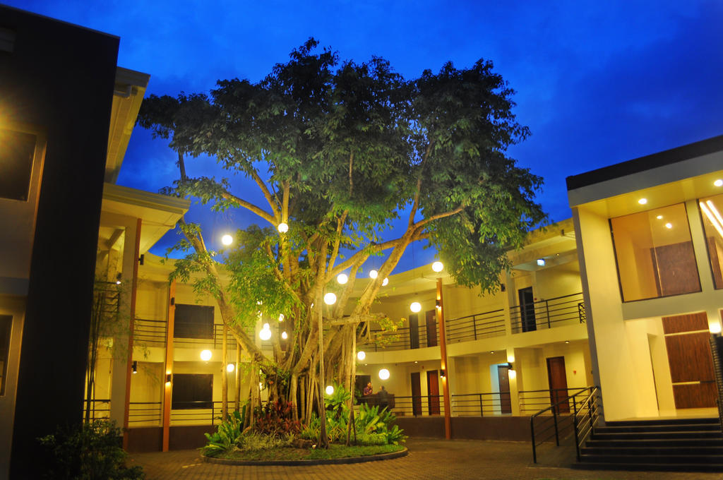 Ariana Hotel Dipolog Eksteriør bilde